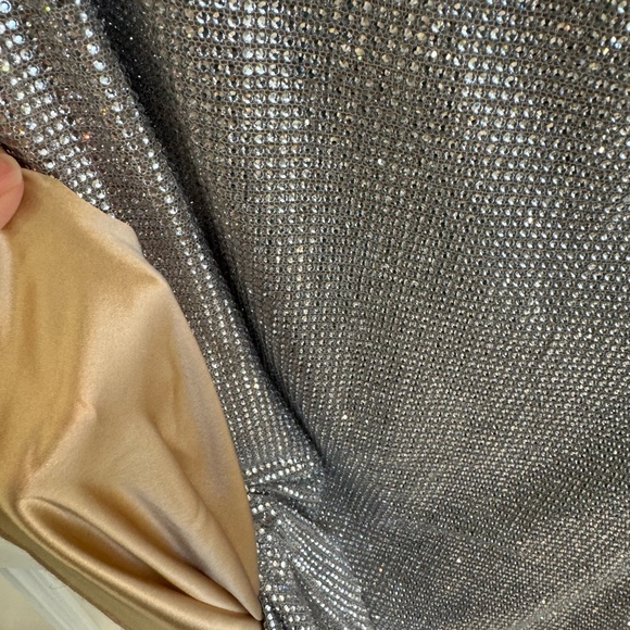 Dolce & Gabbana crystal tank selling for $6995 in current season! Sz 52! - Picture 8 of 11